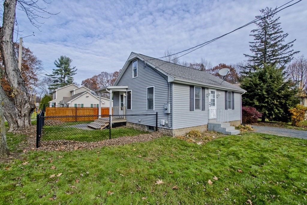 96 Labelle Street West Springfield, MA 01089 - Photo 4 of 35 Gallery Image 4