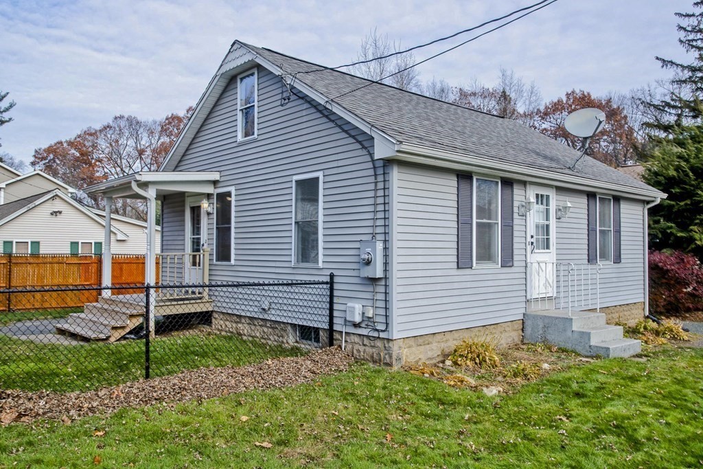 96 Labelle Street West Springfield, MA 01089 - Photo 5 of 35 Gallery Image 5
