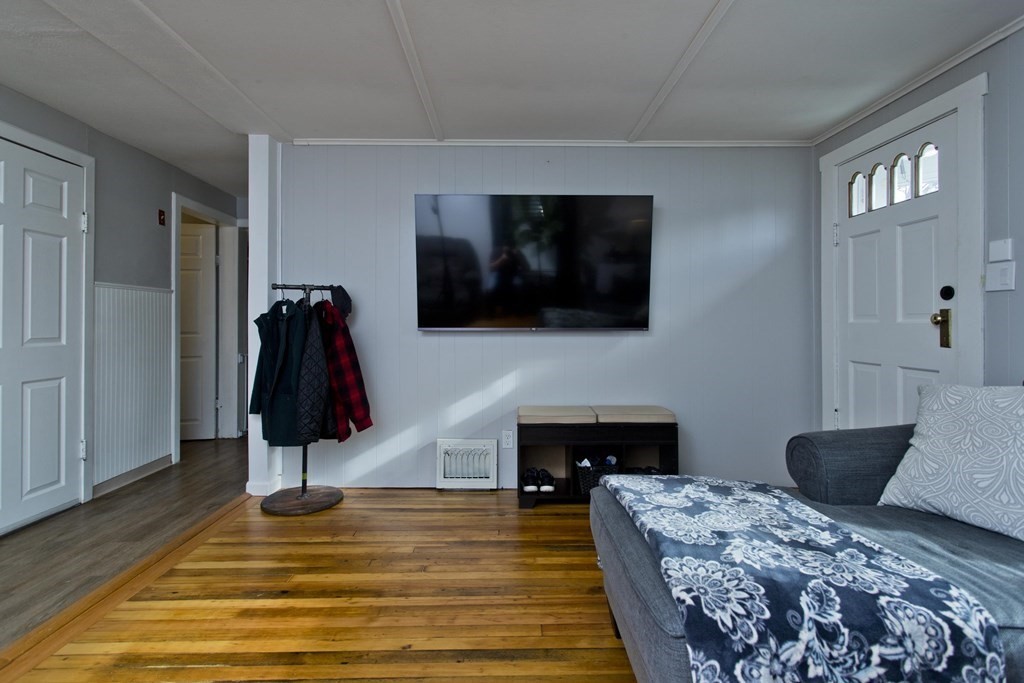 96 Labelle Street West Springfield, MA 01089 - Photo 9 of 35 Gallery Image 9