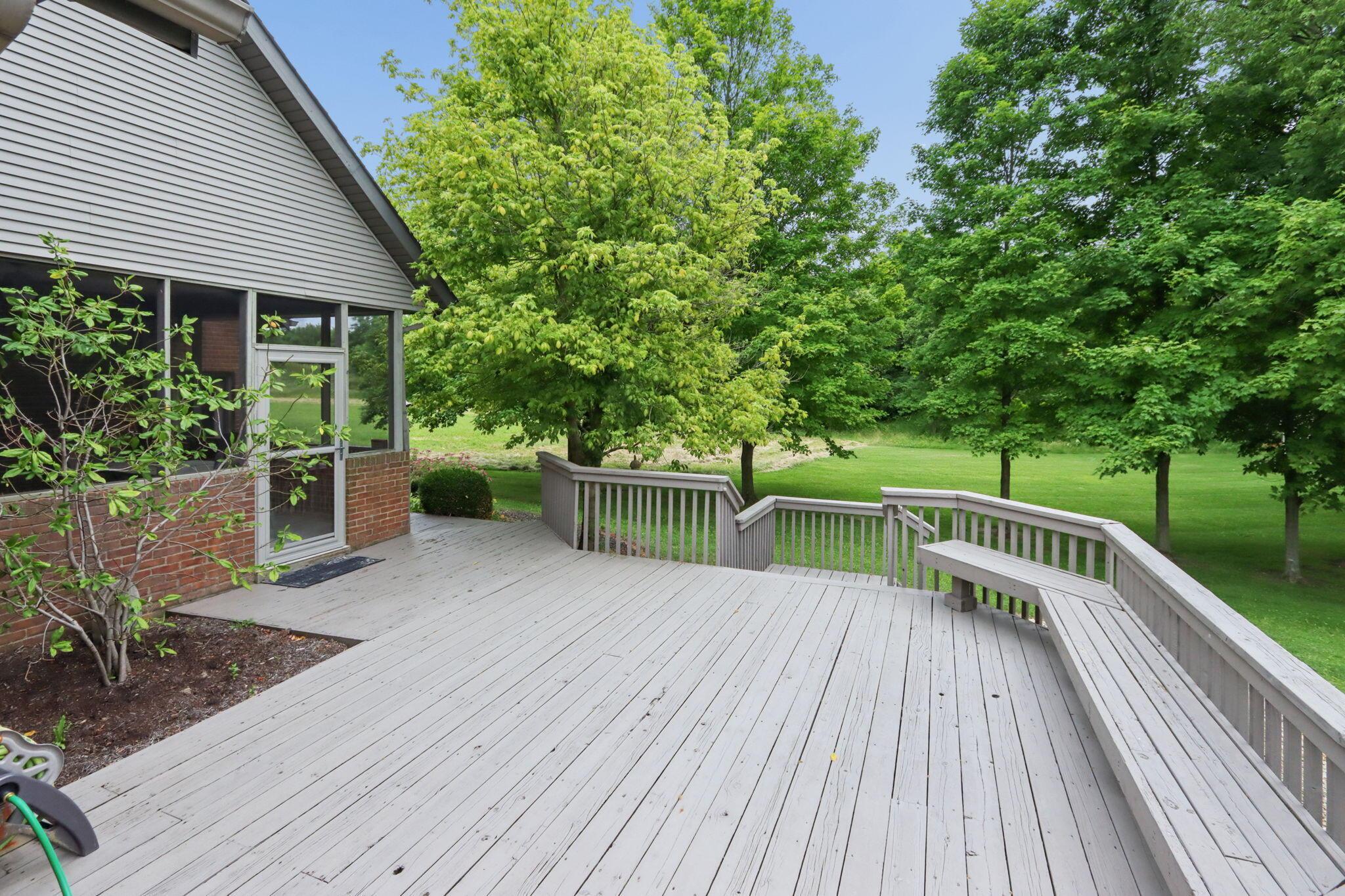 1525 Cole Road Columbus, OH 43228 - Photo 43 of 92