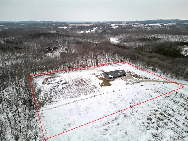 $499,900 | 817 Wilson Road, Elsberry, MO 63343