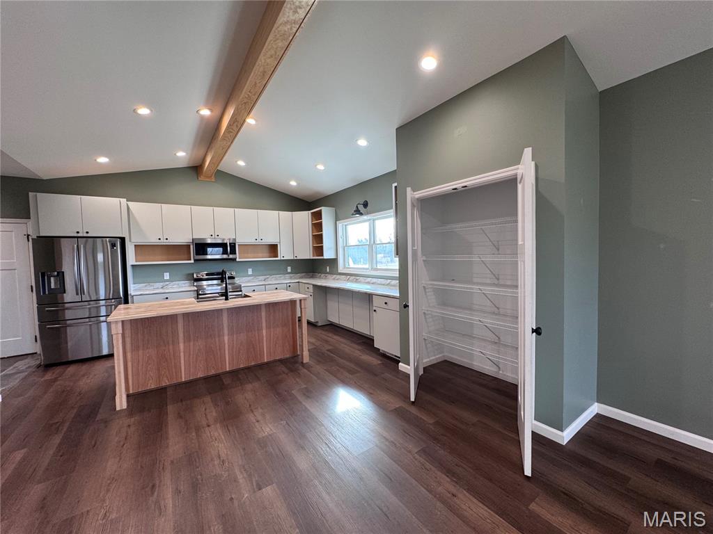 817 Wilson Road Elsberry, MO 63343 - Photo 15 of 41