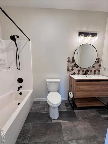 $499,900 | 817 Wilson Road, Elsberry, MO 63343