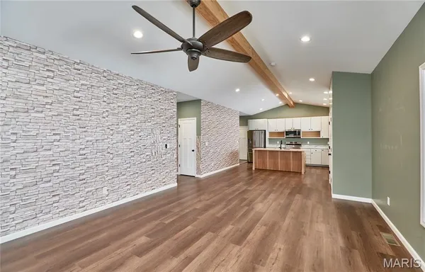 $499,900 | 817 Wilson Road, Elsberry, MO 63343