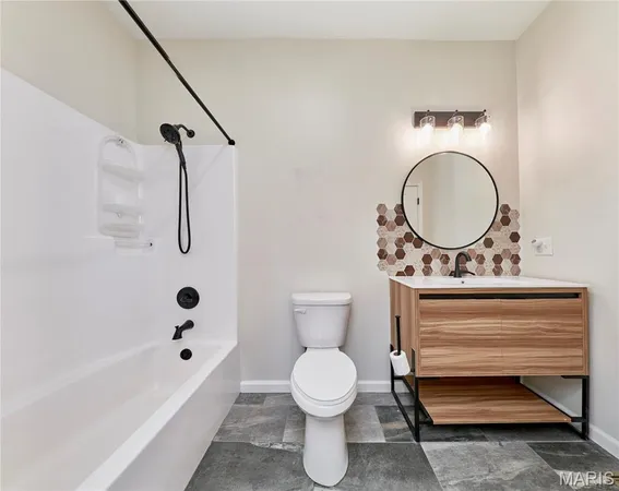 $499,900 | 817 Wilson Road, Elsberry, MO 63343