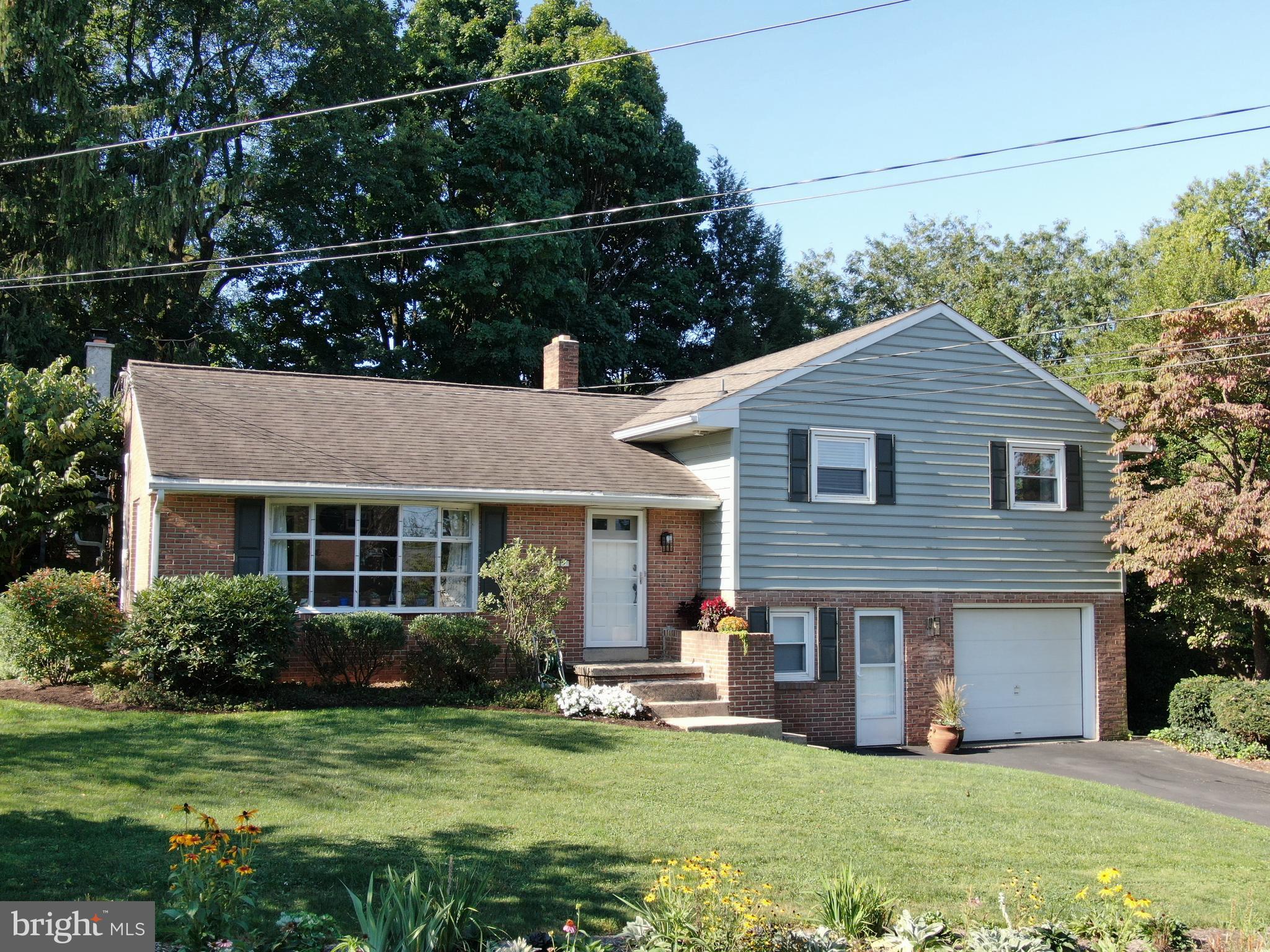 19 Wolf Road Akron, PA 17501 - Photo 33 of 42 Front View