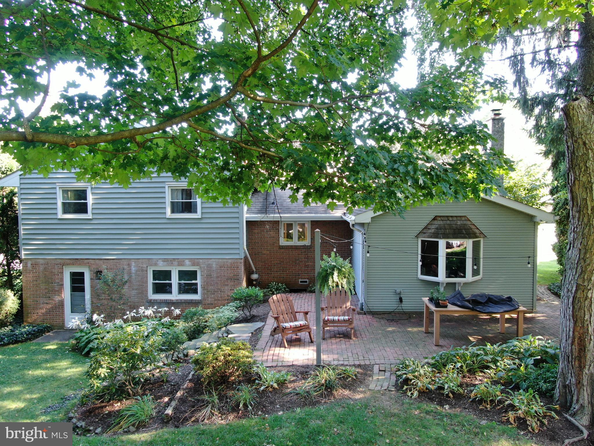 19 Wolf Road Akron, PA 17501 - Photo 37 of 42 Rear View