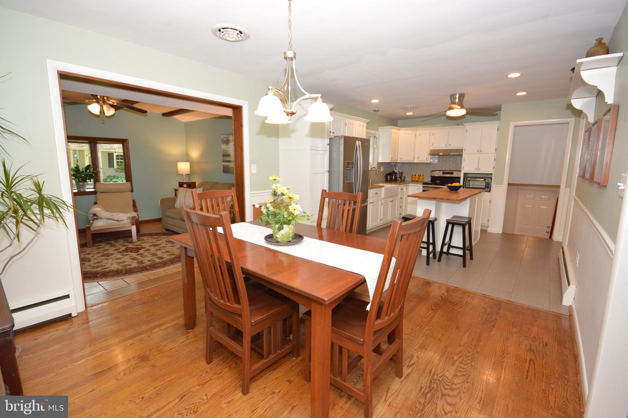 19 Wolf Road Akron, PA 17501 - Photo 5 of 42 Dining Room