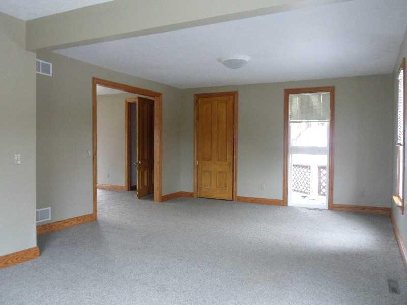 7 Kinsman Road Greenville, PA 16125 - Photo 11 of 19 Living Room.