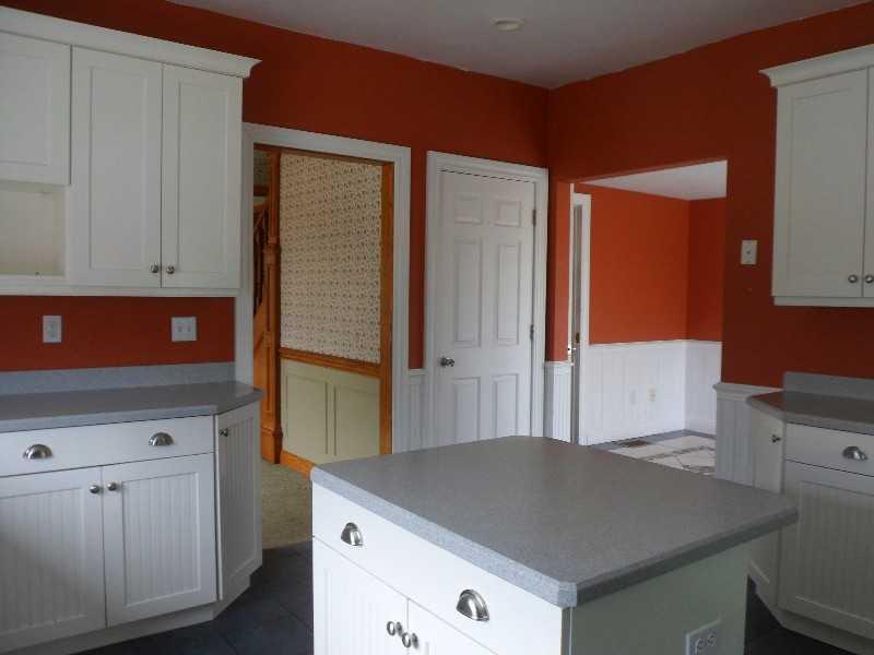 7 Kinsman Road Greenville, PA 16125 - Photo 4 of 19 Kitchen.