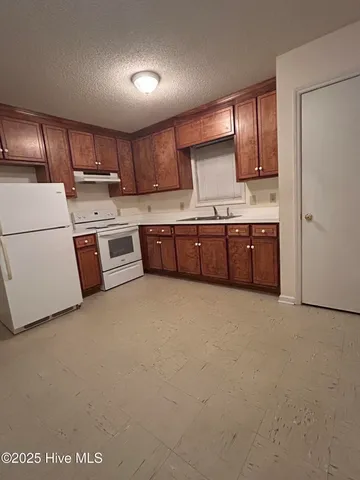 $169,900 | 2110 Shamrock Drive East, Wilson, NC 27893