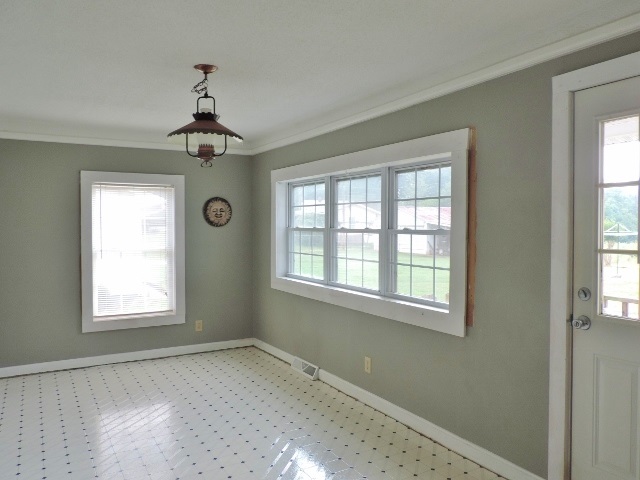 127 Bountyland Road Seneca, SC 29672 - Photo 9 of 25 Gallery Image 9