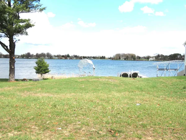 $100,000 | 1062 Castle Drive, Unit LOT 36, Weidman, MI 48893