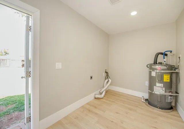 $385,000 | 9530 Oak Grove Avenue, Knights Landing, CA 95645