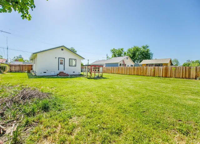 $385,000 | 9530 Oak Grove Avenue, Knights Landing, CA 95645