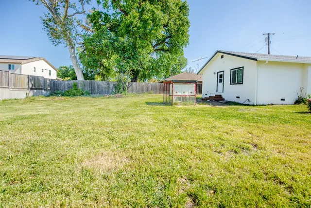 $385,000 | 9530 Oak Grove Avenue, Knights Landing, CA 95645