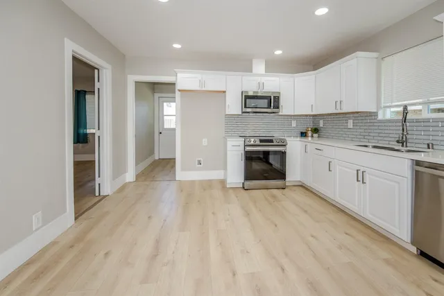 $385,000 | 9530 Oak Grove Avenue, Knights Landing, CA 95645