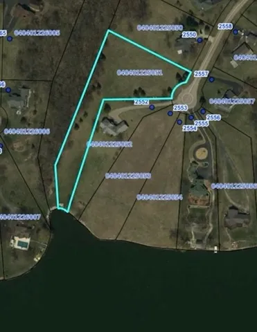 a view of outdoor space