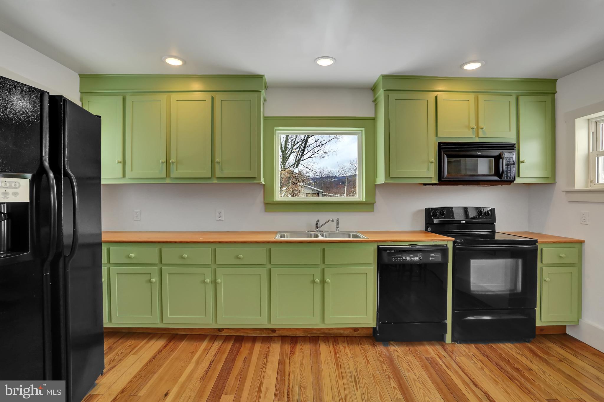 1296 Creek Road Pitman, PA 17964 - Photo 9 of 37 Gallery Image 9