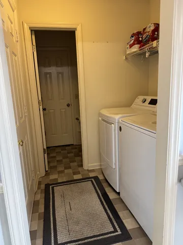 a view of utility room