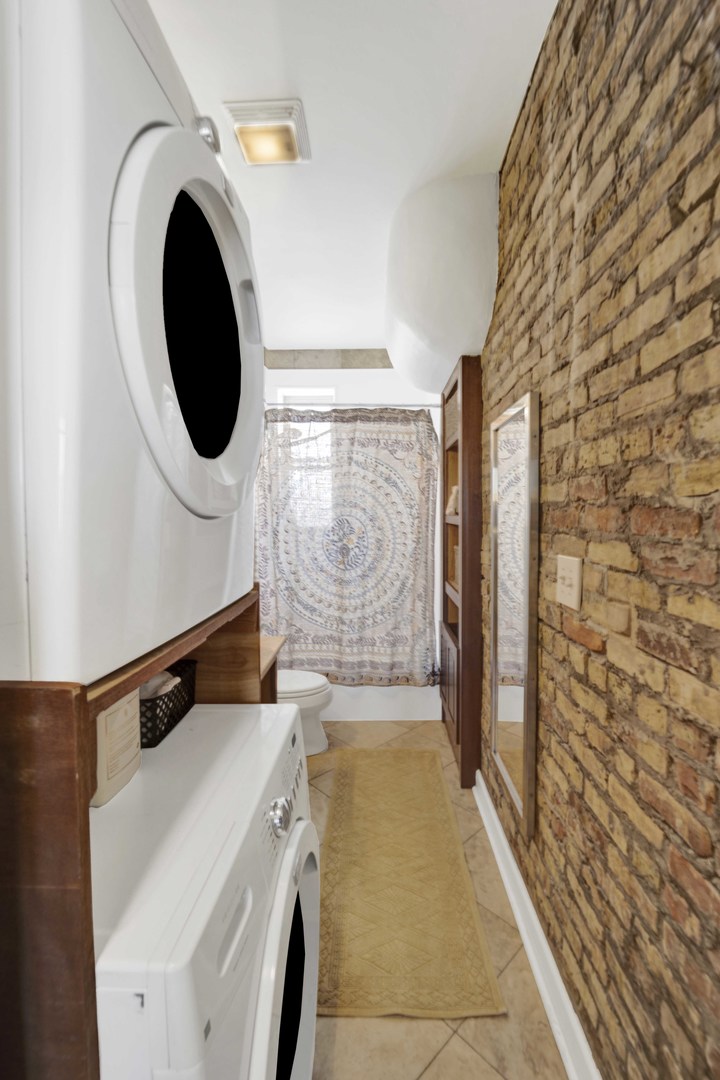 3107 West George Street, Unit 3 Chicago, IL 60618 - Photo 16 of 22