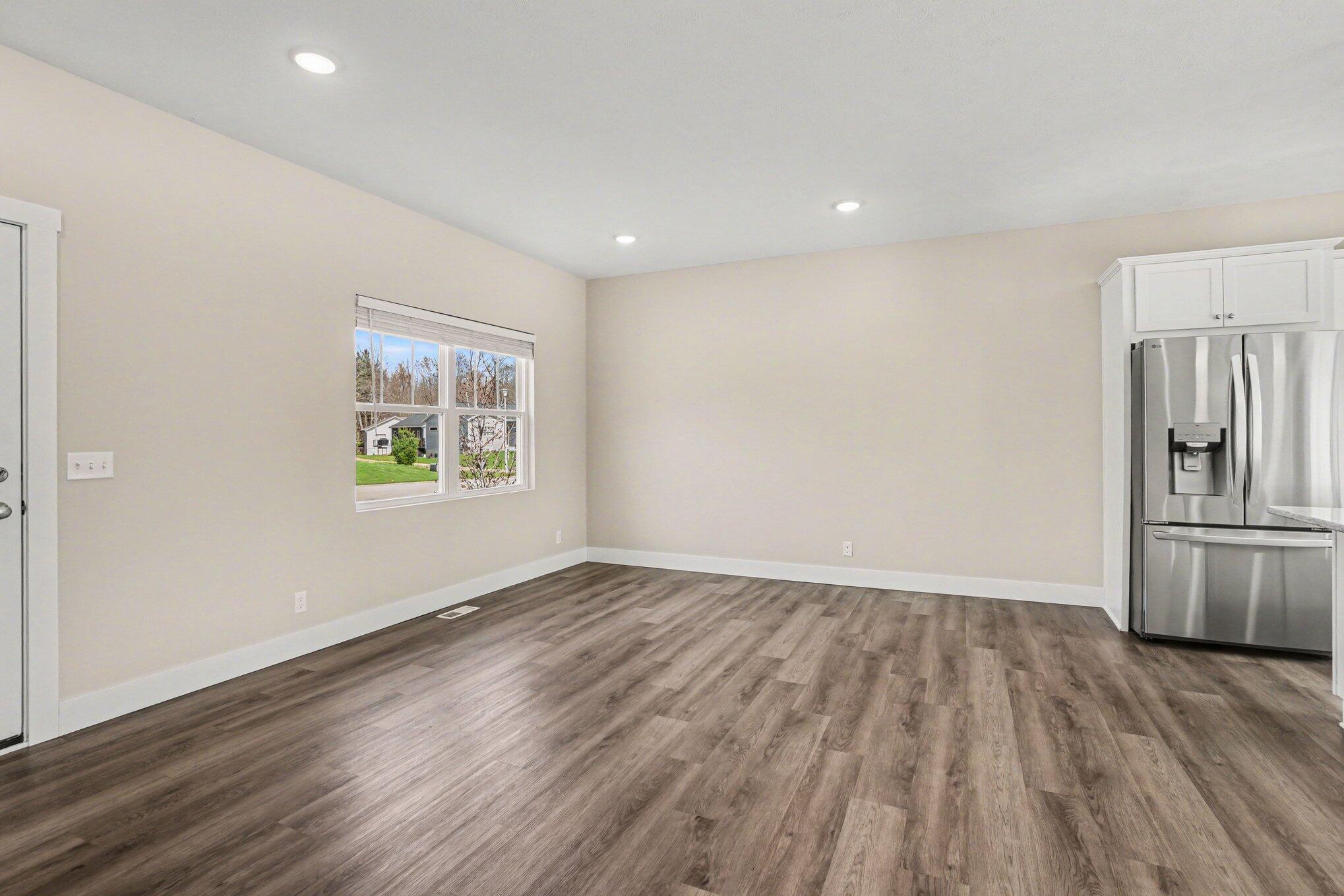 2647 Eagle Ridge Muskegon, MI 49444 - Photo 15 of 38 015_file_2672