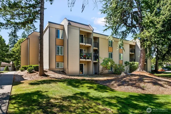 $225,000 | 14665 Northeast 34th Street, Unit B21, Bellevue, WA 98007