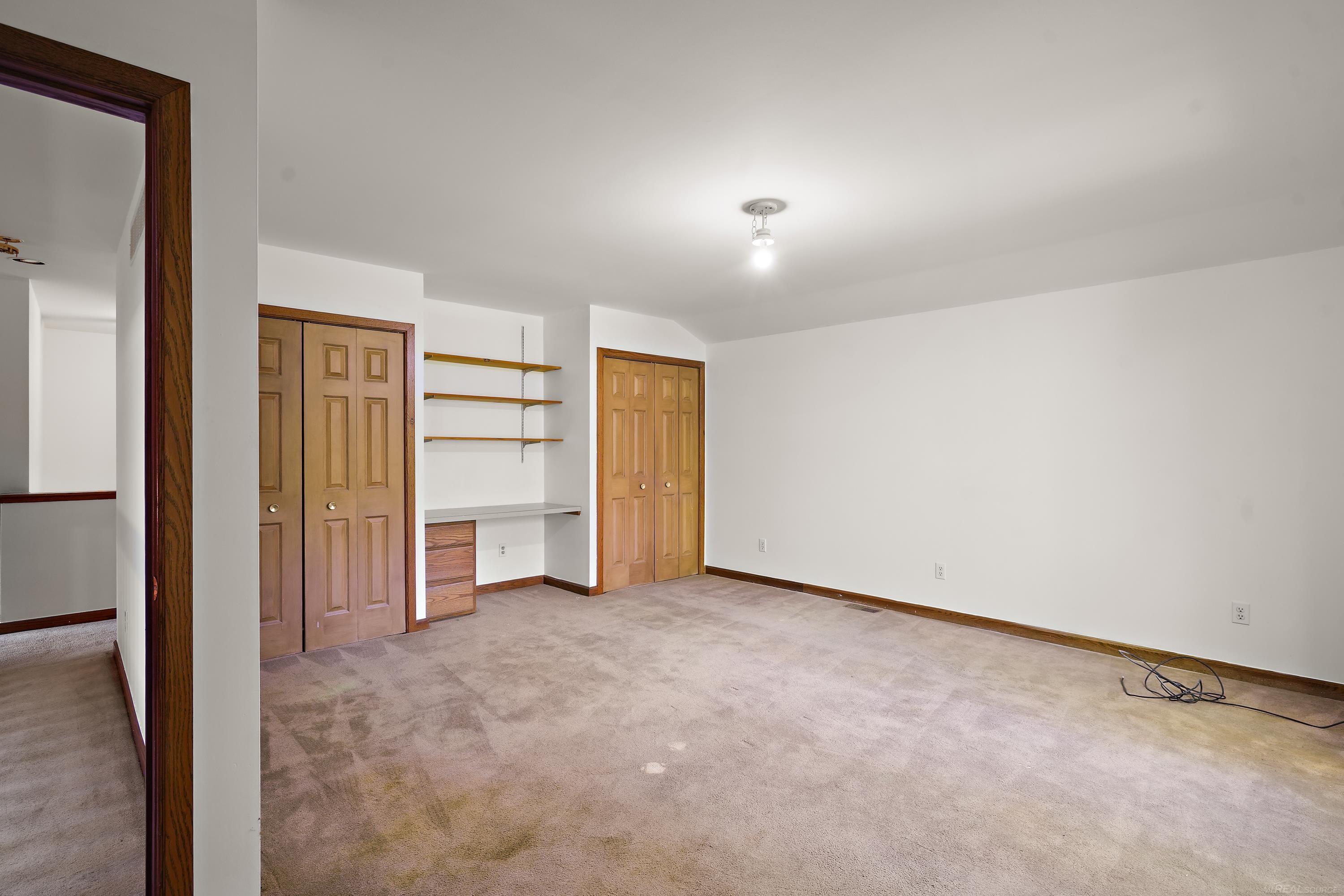 11535 Longden Pinckney, MI 48169 - Photo 24 of 75 50214482-fbe5a598-e670-4015-a9dc-7fbc93de36fe.JPG