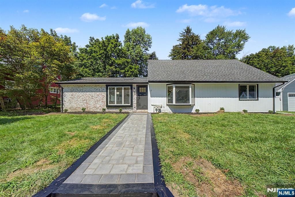 19 Ferndale Road Wayne, NJ 07470 - Photo 1 of 26 Gallery Image 1