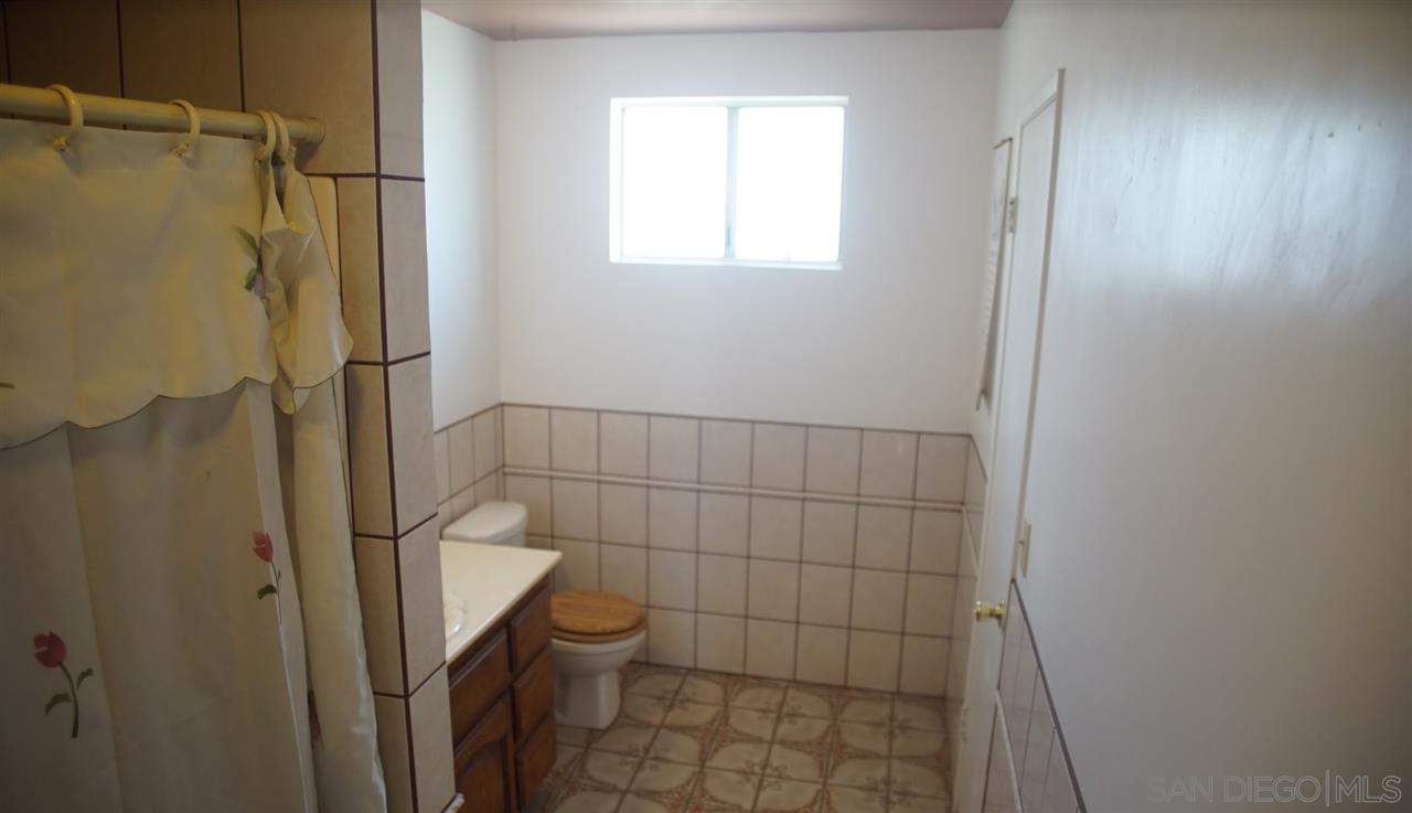 6070 Ridgeview Avenue Mira Loma, CA 91752 - Photo 19 of 25 Gallery Image 19