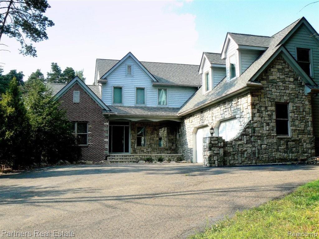 11141 Hyne Road Brighton, MI 48114 - Photo 35 of 35 Home.jpg