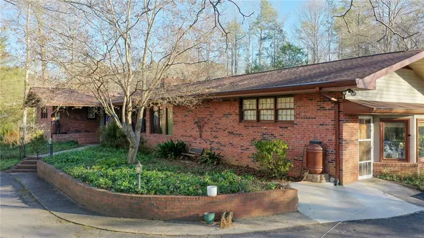 $520,000 | 139 Todds Creek Road, Central, SC 29630