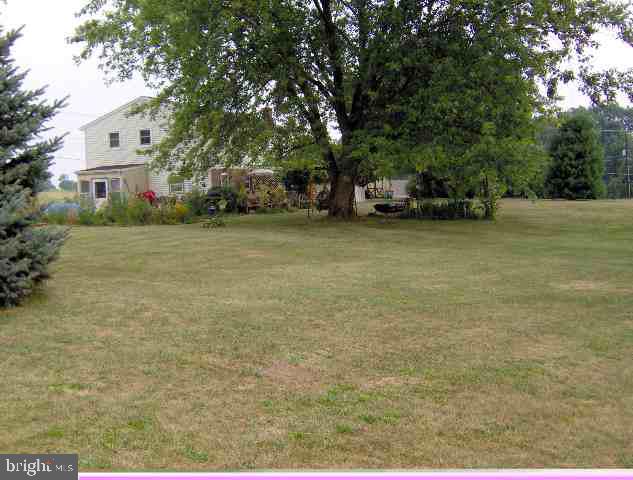 280 Kernel Lane Etters, PA 17319 - Photo 4 of 9 Gallery Image 4