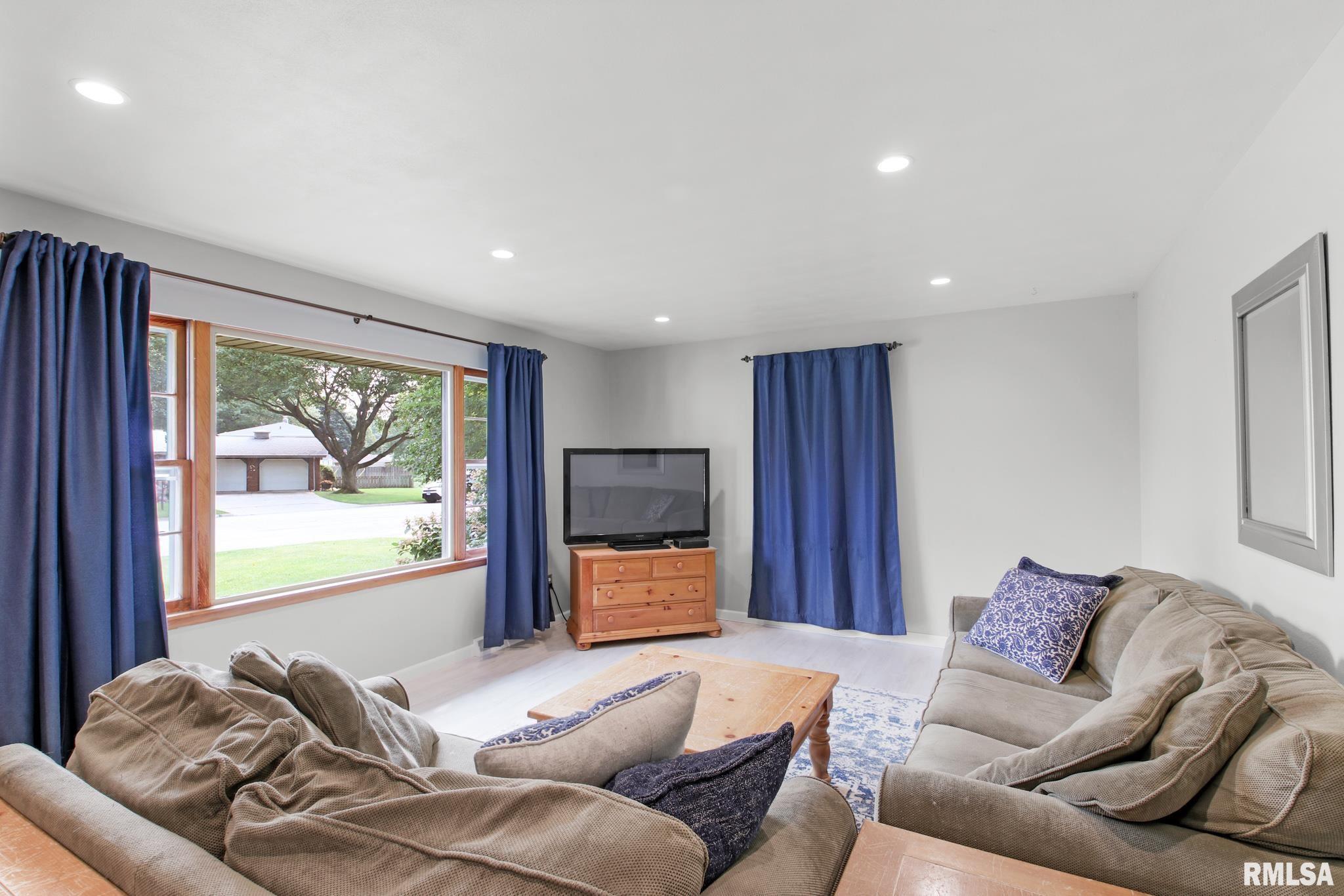 832 Sunset Road Morton, IL 61550 - Photo 6 of 32 Gallery Image 6