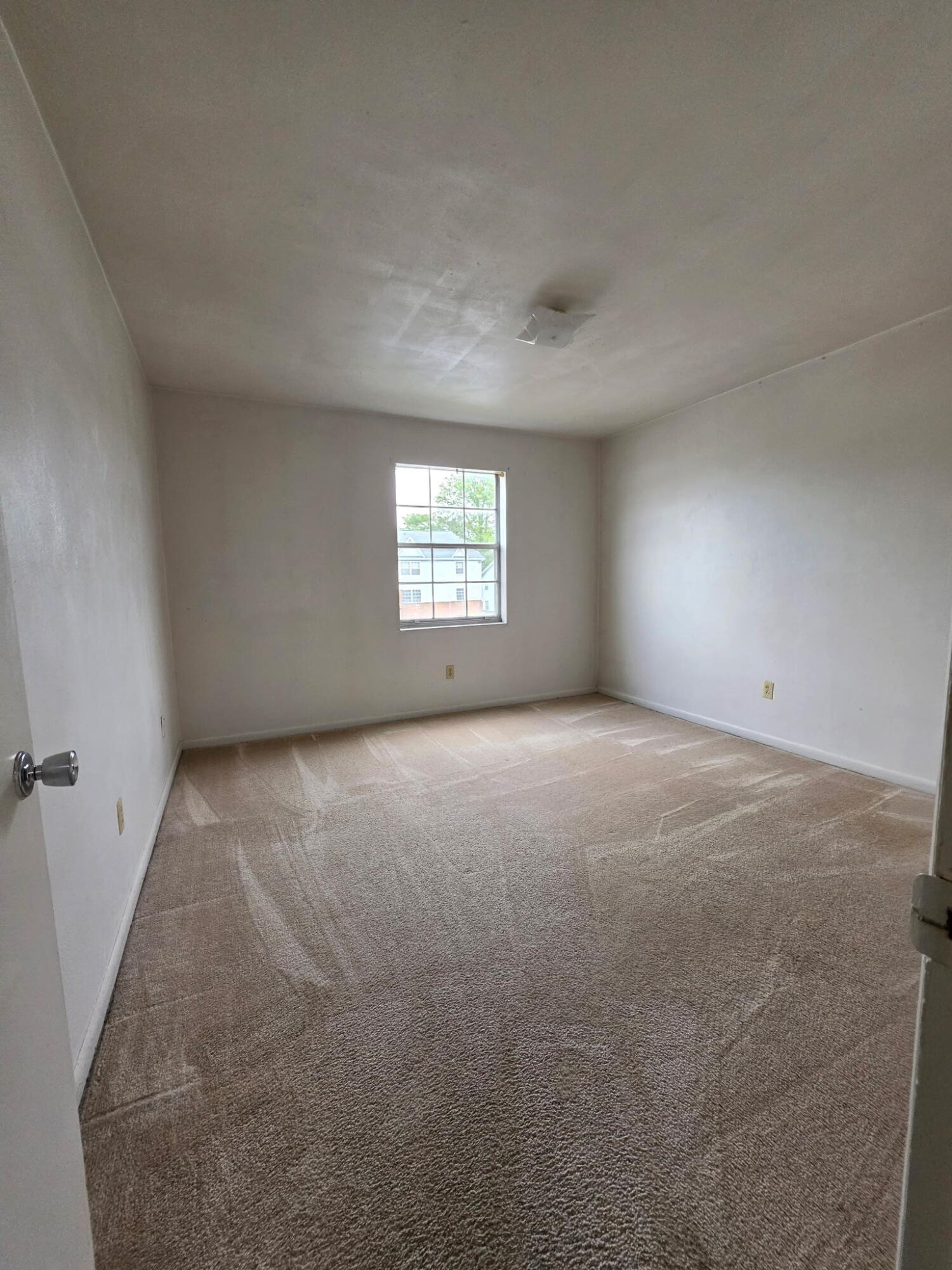734 Townside Road Southwest, Unit 5 Roanoke, VA 24014 - Photo 4 of 10 583082356657631016