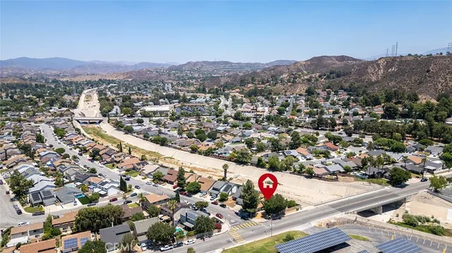 $709,000 | 27502 Caraway Lane, Saugus, CA 91350