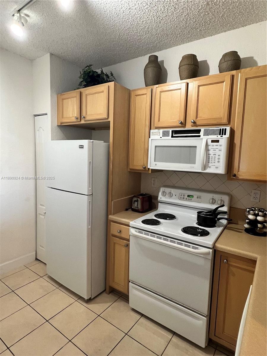 6001 Southwest 70th Street, Unit 503 South Miami, FL 33143 - Photo 15 of 34