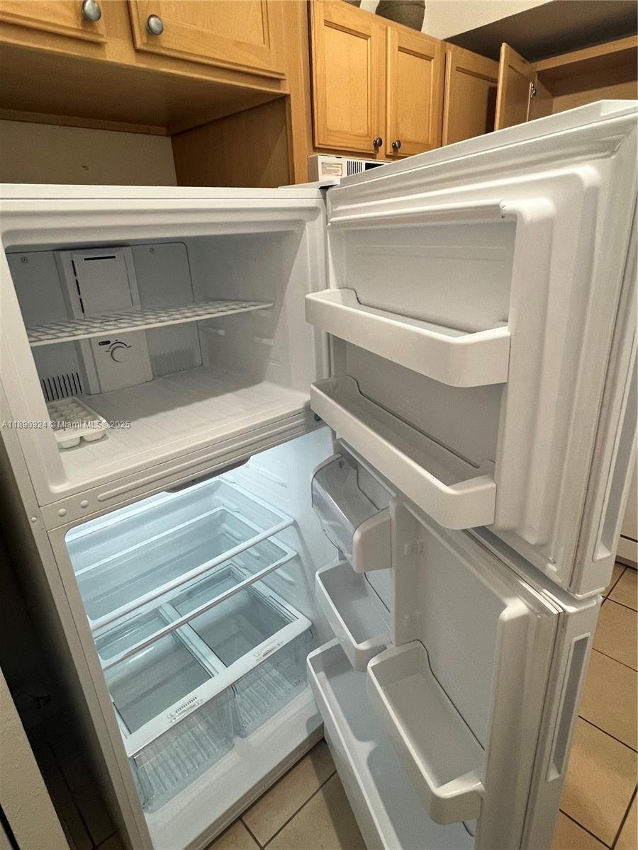 6001 Southwest 70th Street, Unit 503 South Miami, FL 33143 - Photo 17 of 34