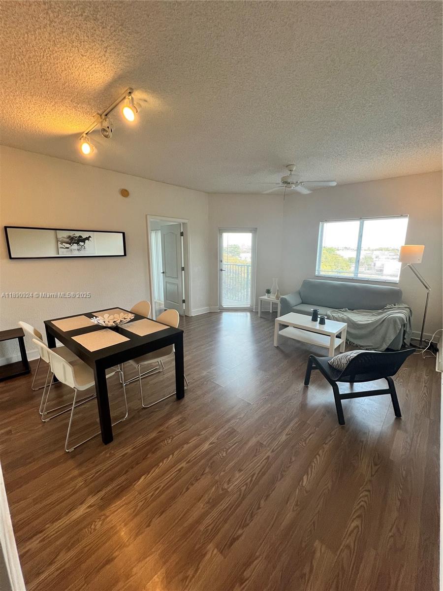 6001 Southwest 70th Street, Unit 503 South Miami, FL 33143 - Photo 22 of 34