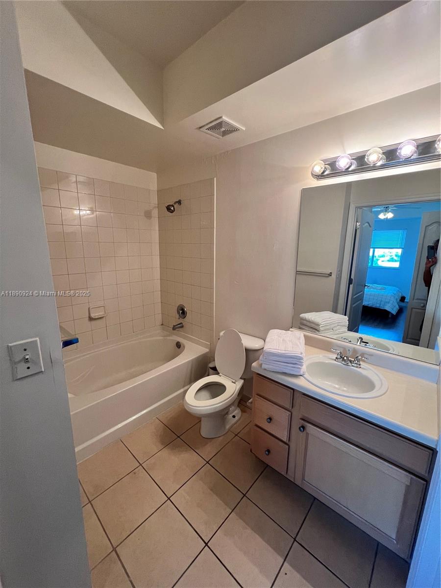 6001 Southwest 70th Street, Unit 503 South Miami, FL 33143 - Photo 30 of 34