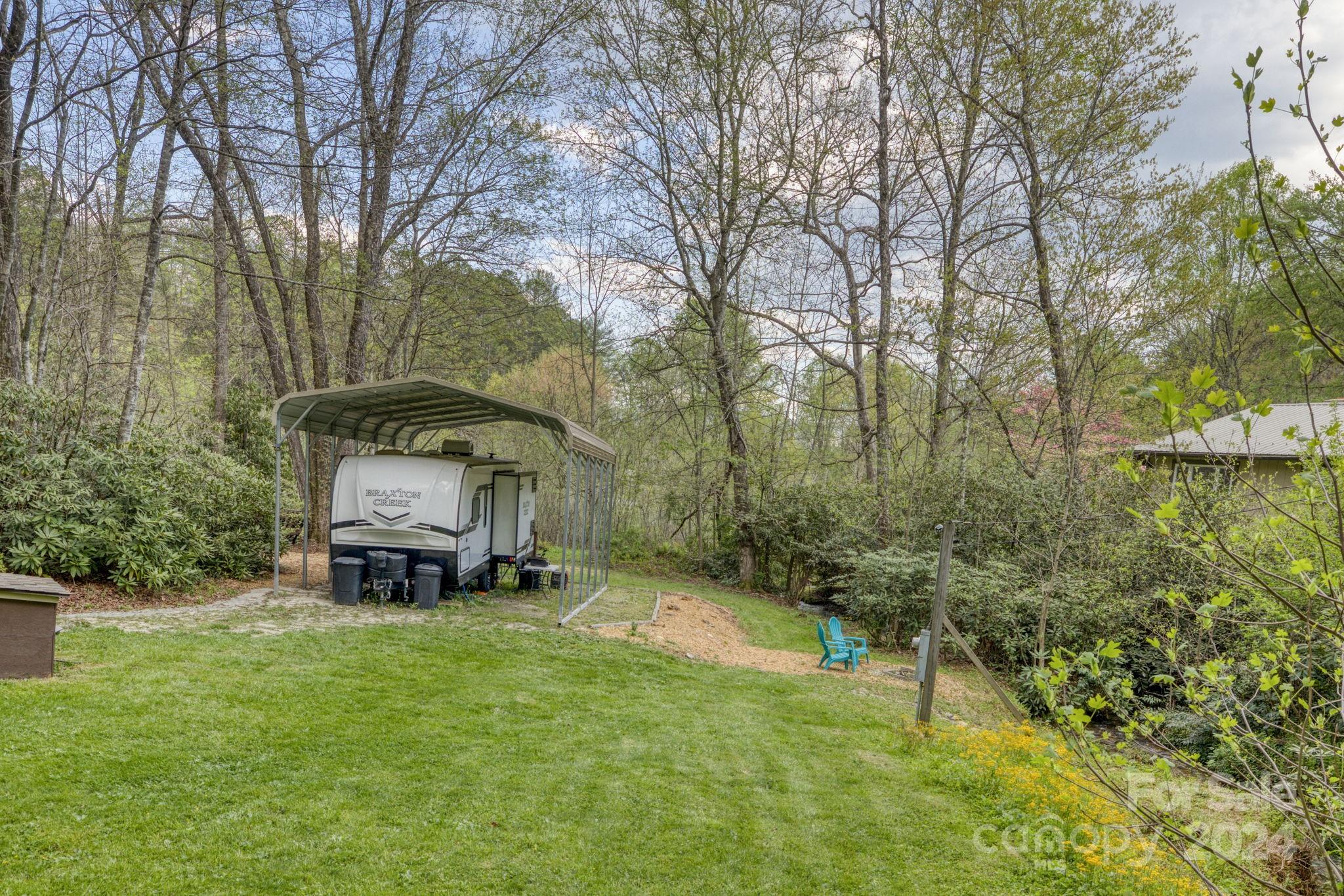 319 Forest Lake Road Brevard, NC 28712 - Photo 2 of 29 Gallery Image 2