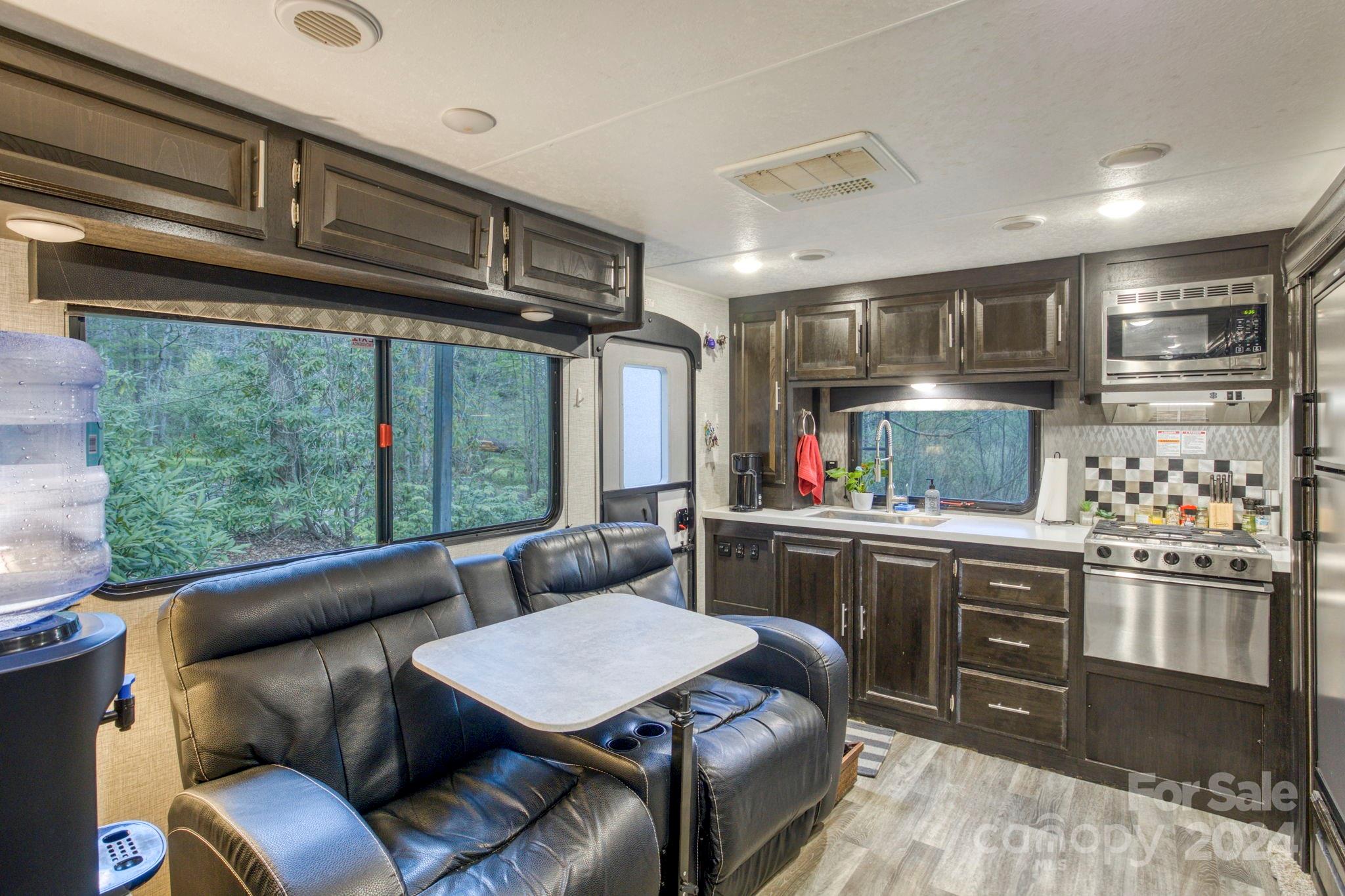 319 Forest Lake Road Brevard, NC 28712 - Photo 23 of 29 Gallery Image 23