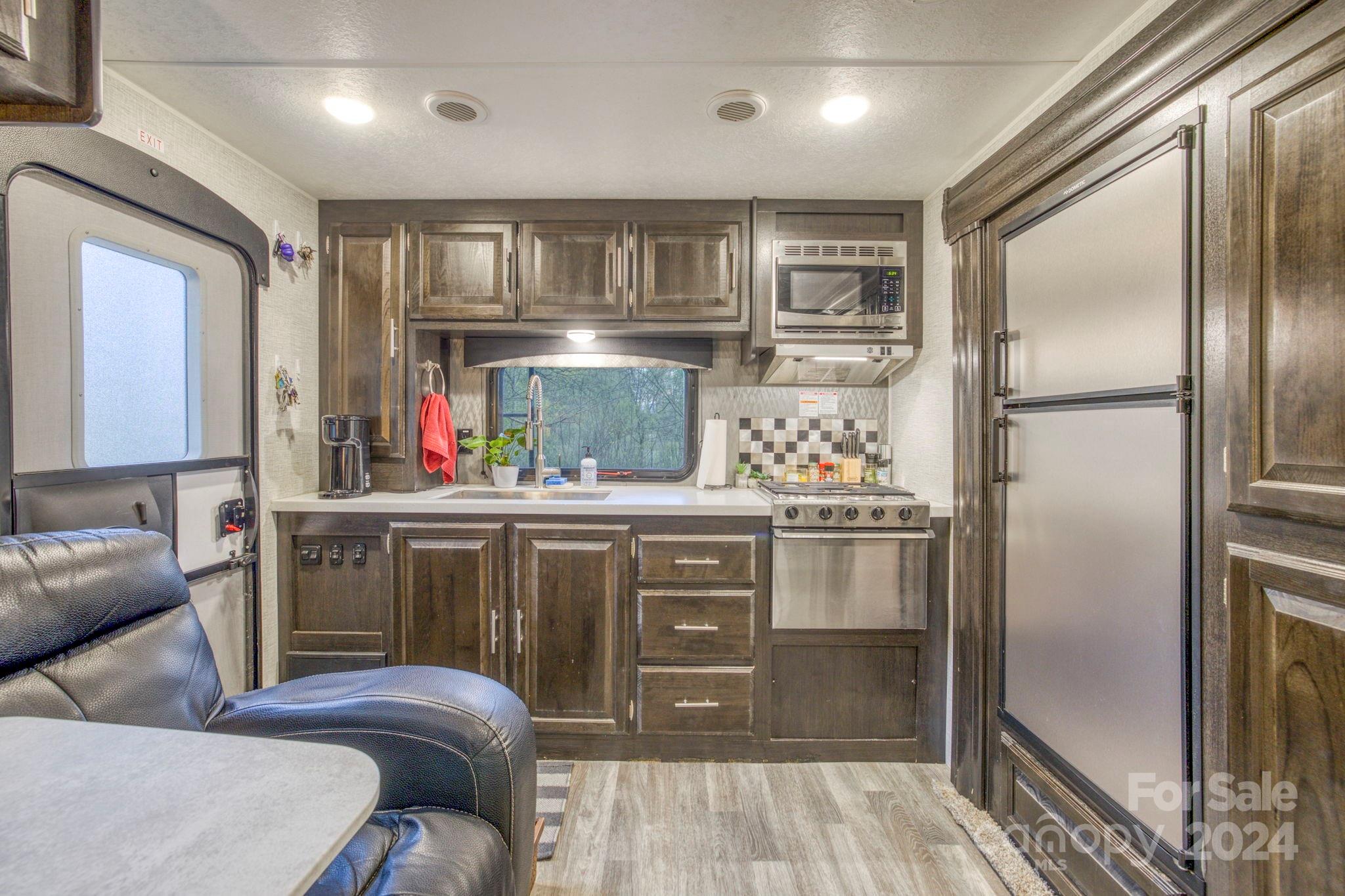 319 Forest Lake Road Brevard, NC 28712 - Photo 25 of 29 Gallery Image 25