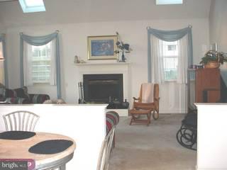 19 Woodside Farm Road Garnet Valley, PA 19060 - Photo 5 of 6 Gallery Image 5