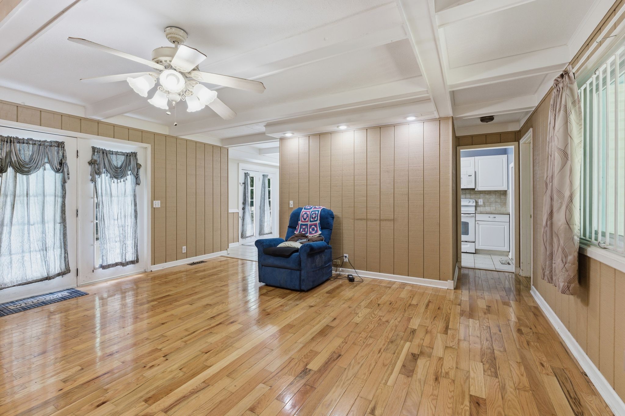 6603 Shedden Road Greenbrier, TN 37073 - Photo 4 of 30 a view of livingroom with furniture wooden floor and window