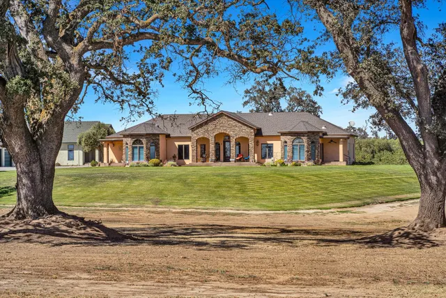 $2,450,000 | 20170 River Road, Stevinson, CA 95374