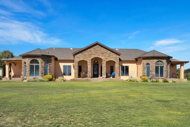 $2,450,000 | 20170 River Road, Stevinson, CA 95374