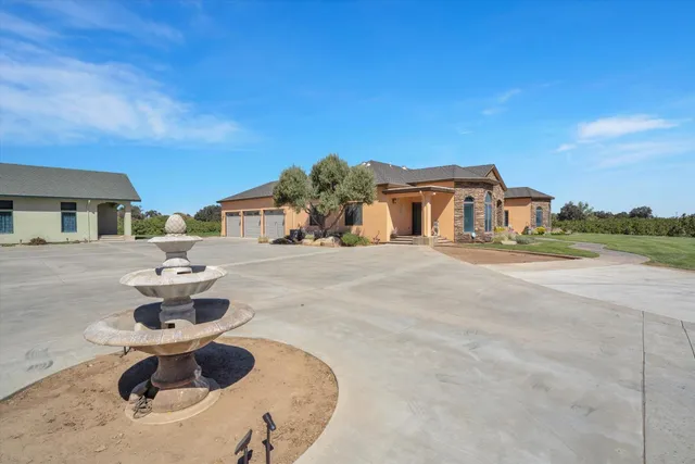 $2,450,000 | 20170 River Road, Stevinson, CA 95374