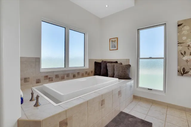 $2,450,000 | 20170 River Road, Stevinson, CA 95374