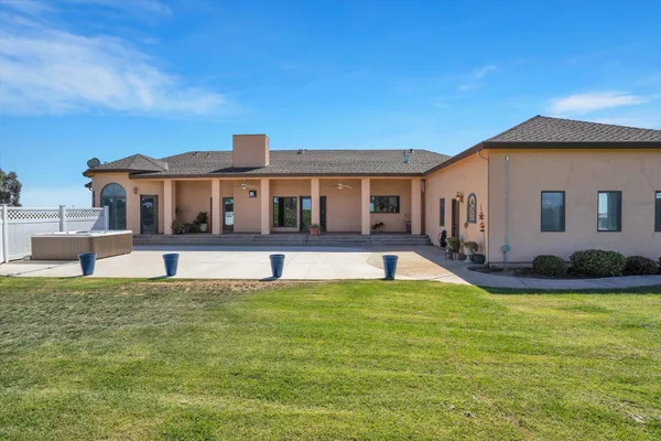 $2,395,000 | 20170 River Road, Stevinson, CA 95374